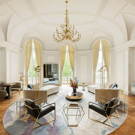 Raffles Europejski 5* Warsaw