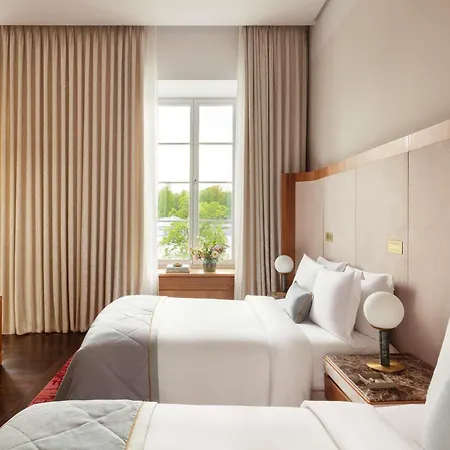 Raffles Europejski 5*
