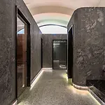 莱佛士欧罗佩斯基华沙酒店 5*
