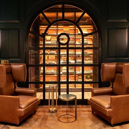 Raffles Europejski 5*